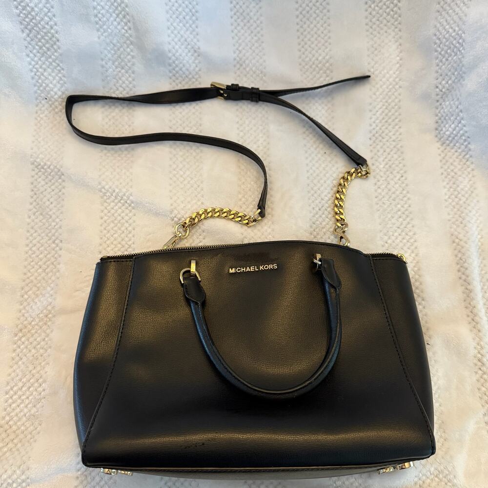 michael kors black gold crossbody purse - Picture 3 of 5